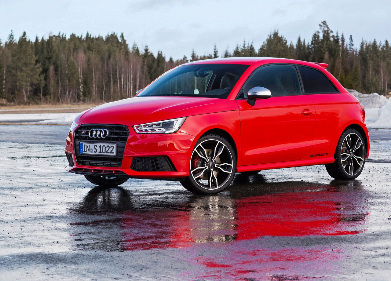 Audi S1 2015