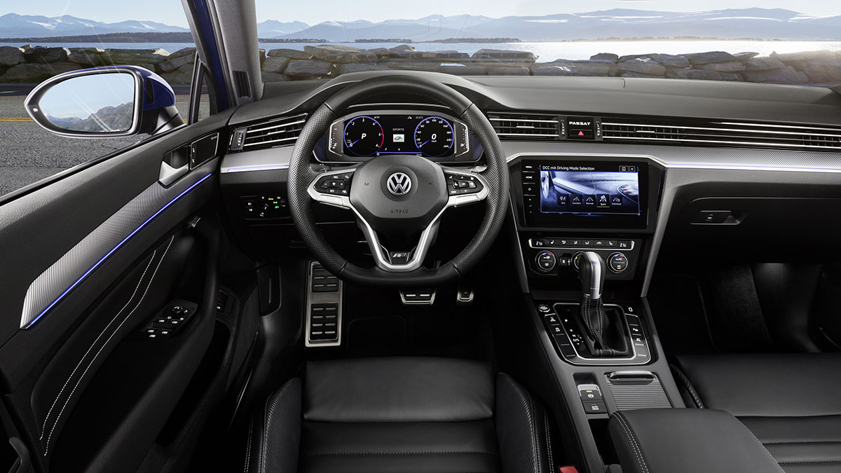 volkswagen-passat-2019