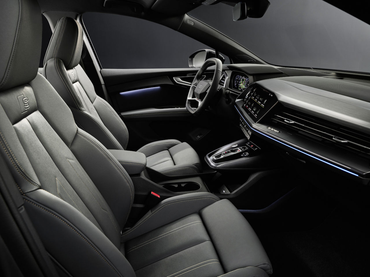 Ya está disponible el Q4 e-tron, el nuevo SUV compacto eléctrico de Audi