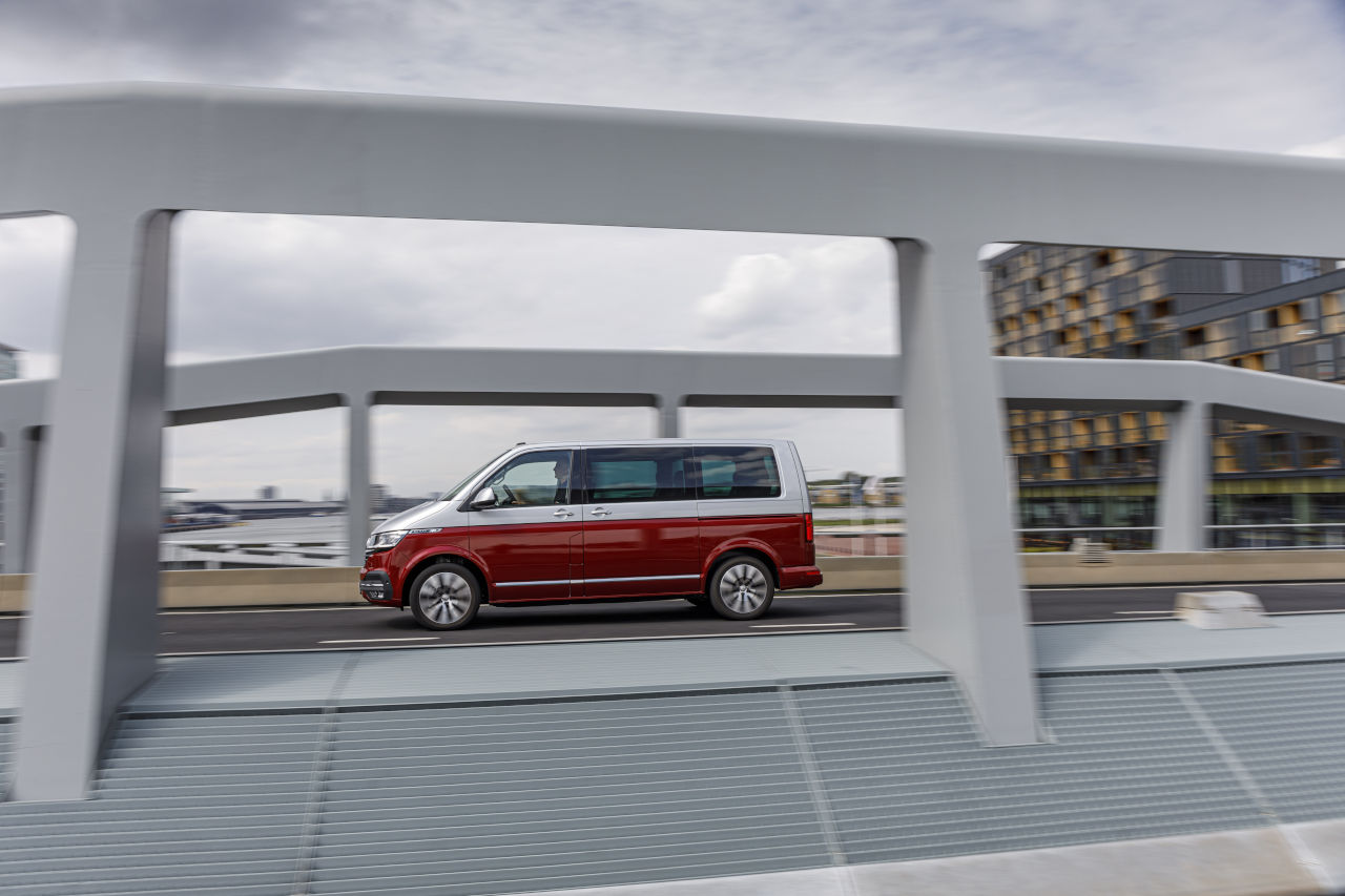 Nuevo Volkswagen Multivan: ahora todavía más flexible y con tecnología híbrida enchufable