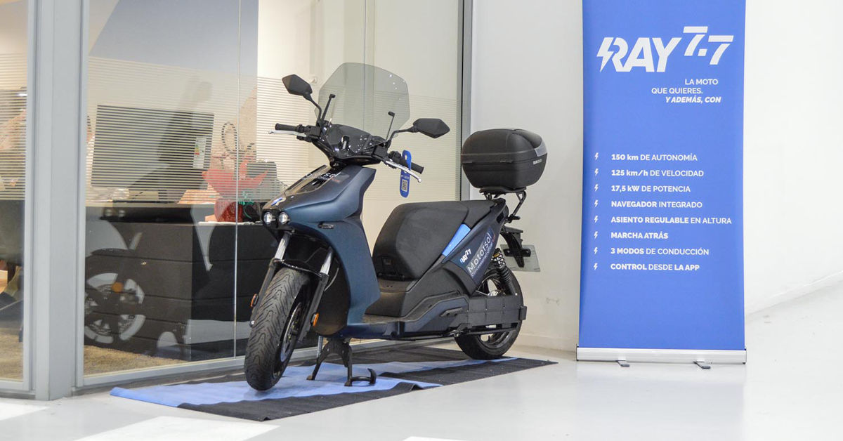 Nueva Ray 7.7: la moto que quieres es eléctrica