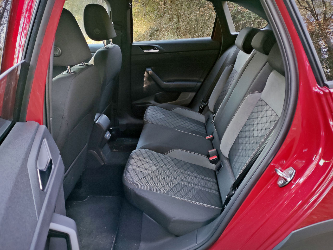 Test drive del Volkswagen Taigo, el nuevo SUV coupé
