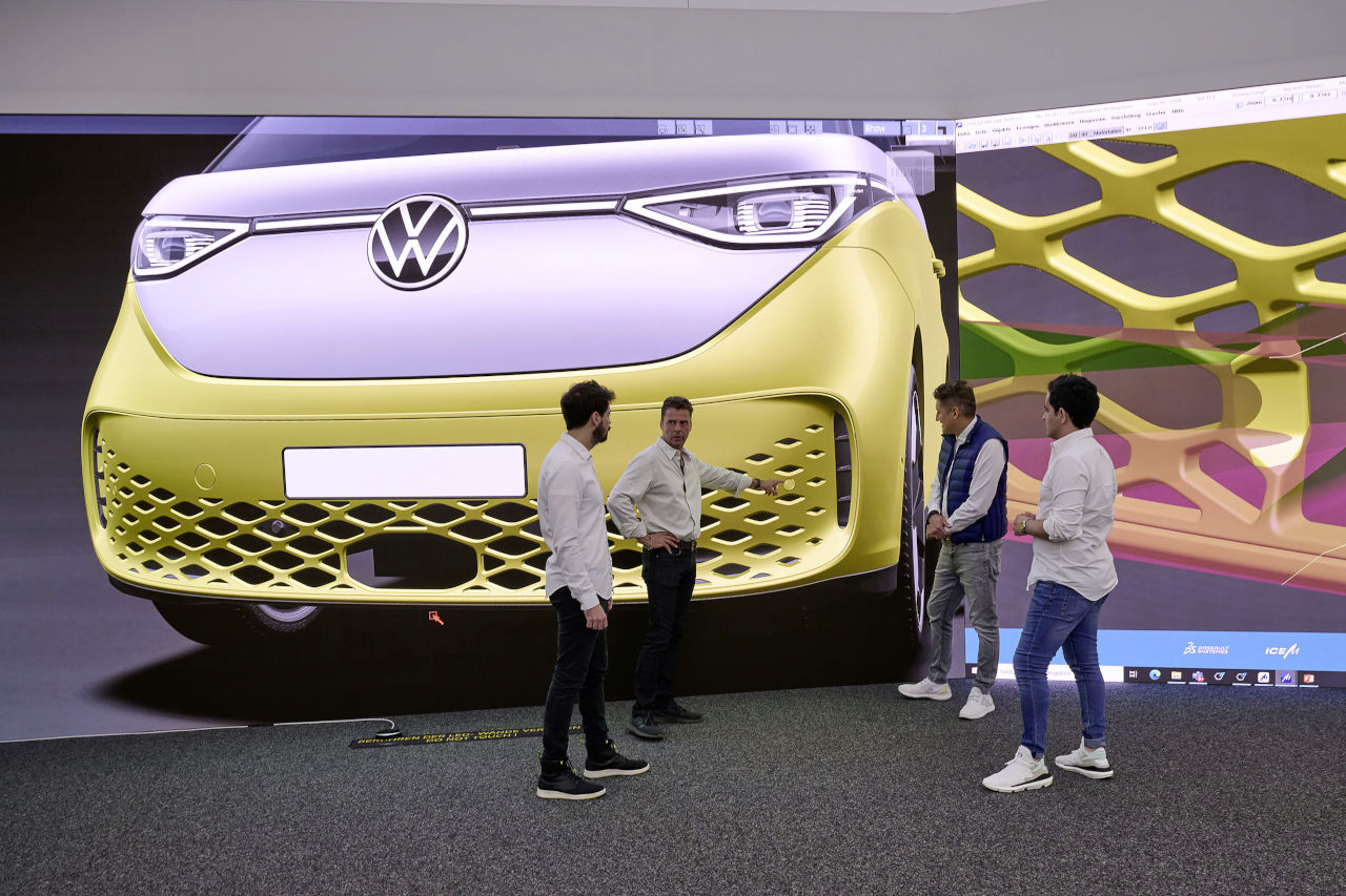 Nuevos Volkswagen ID. Buzz y ID. Buzz Cargo: la electrificación de un mito