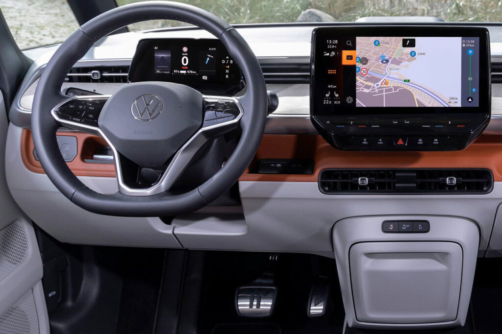 Travel Assist, datos de enjambre y Park Assist Plus, los ADAS más avanzados del Volkswagen ID. Buzz