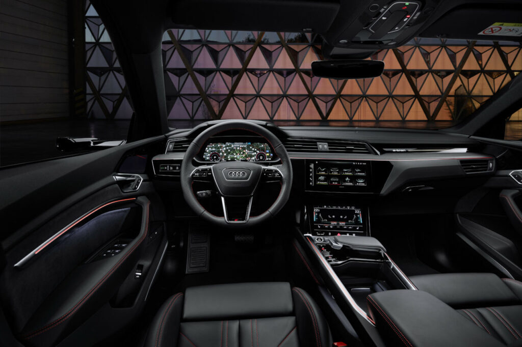 Nuevo Audi Q8 e-tron: una experiencia de lujo eléctrico