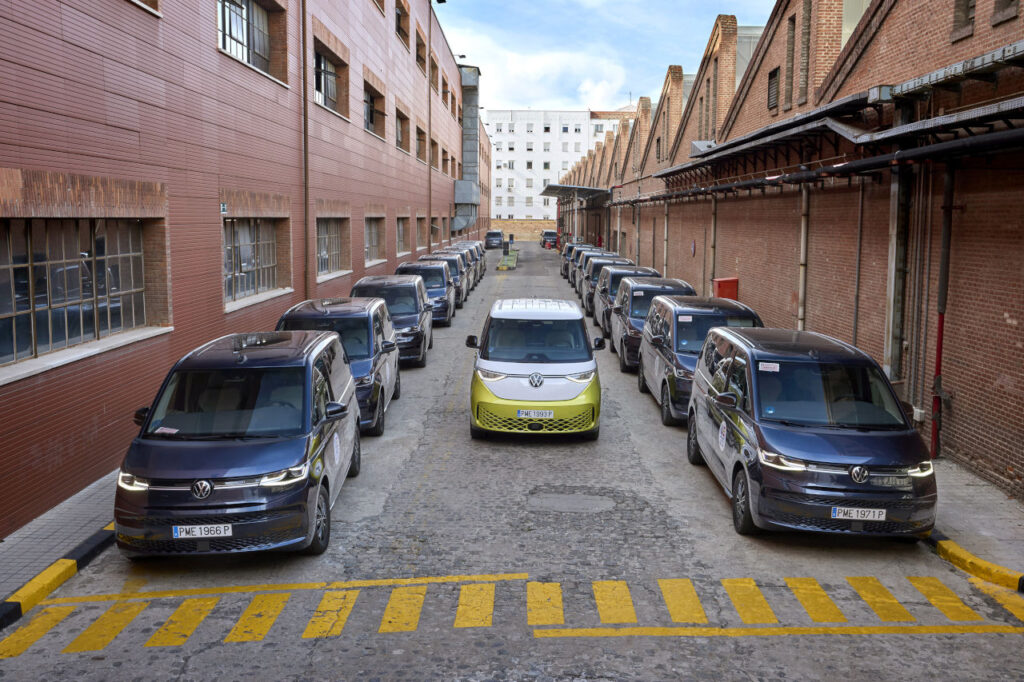 Volkswagen cede casi 100 vehículos electrificados para la presidencia española de la UE