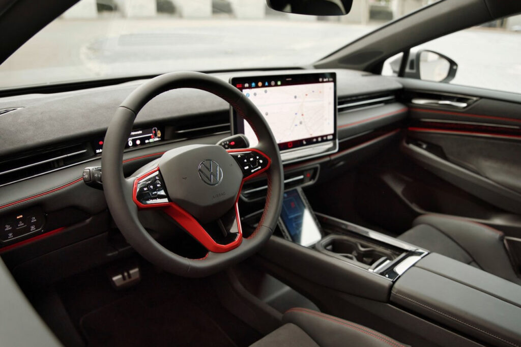 Nuevo concept car Volkswagen ID.X Performance: la berlina deportiva eléctrica del futuro